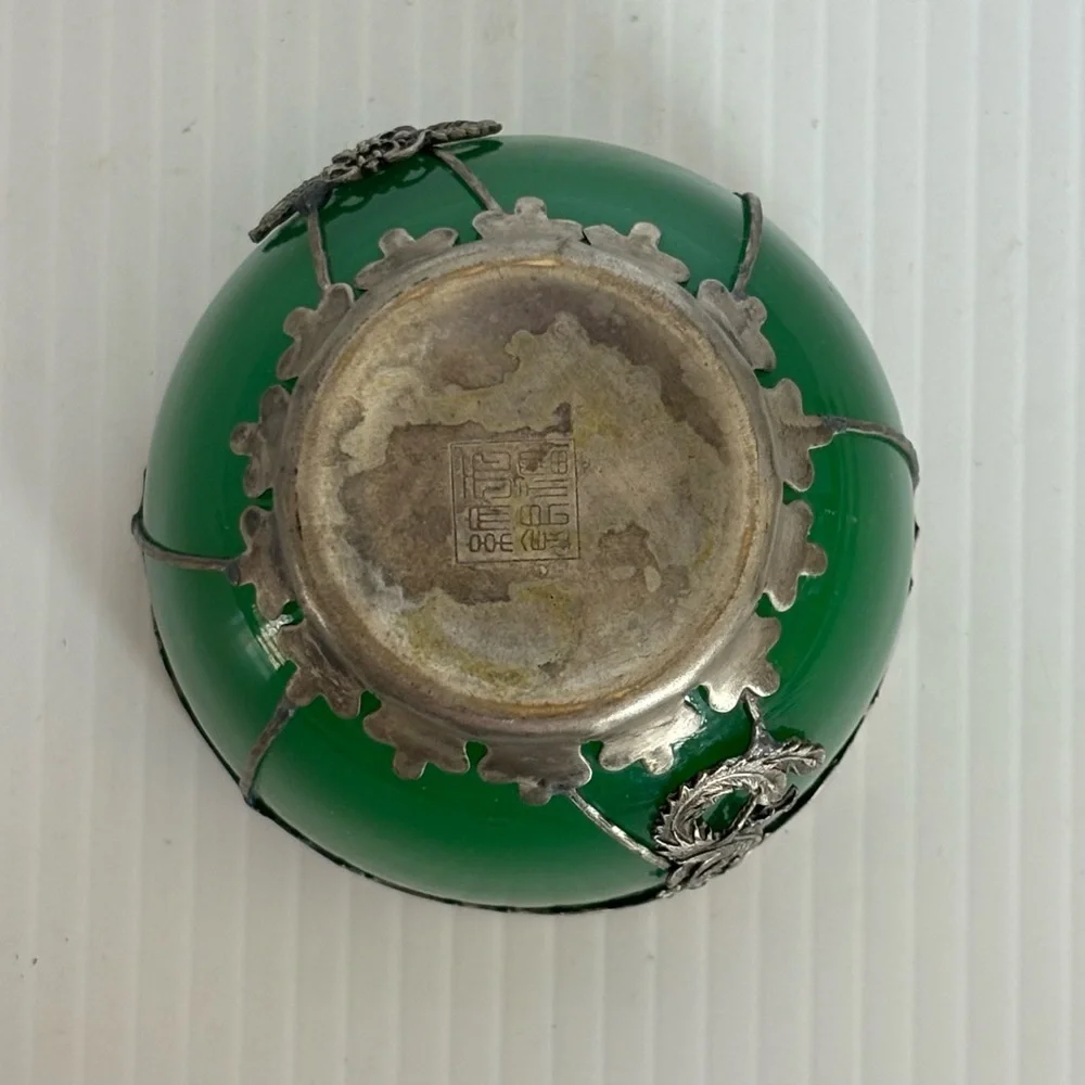 Chinese Green jade colored glass Bowls Metal Mount with Dragon & Phoenix vintage - Picture 6 of 9